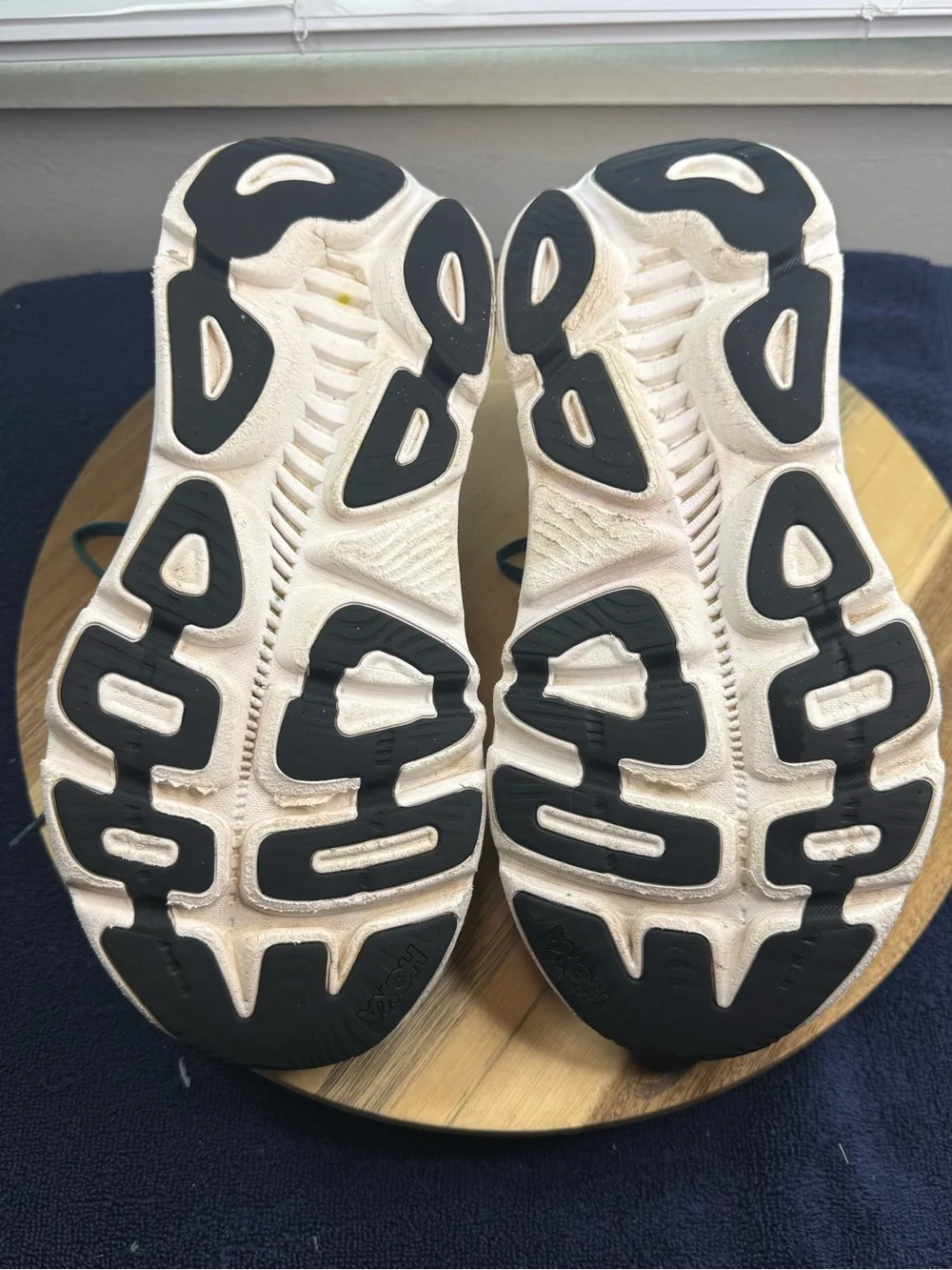 Hoka Gaviota 5 With Aetrex Insoles (Men’s 9)